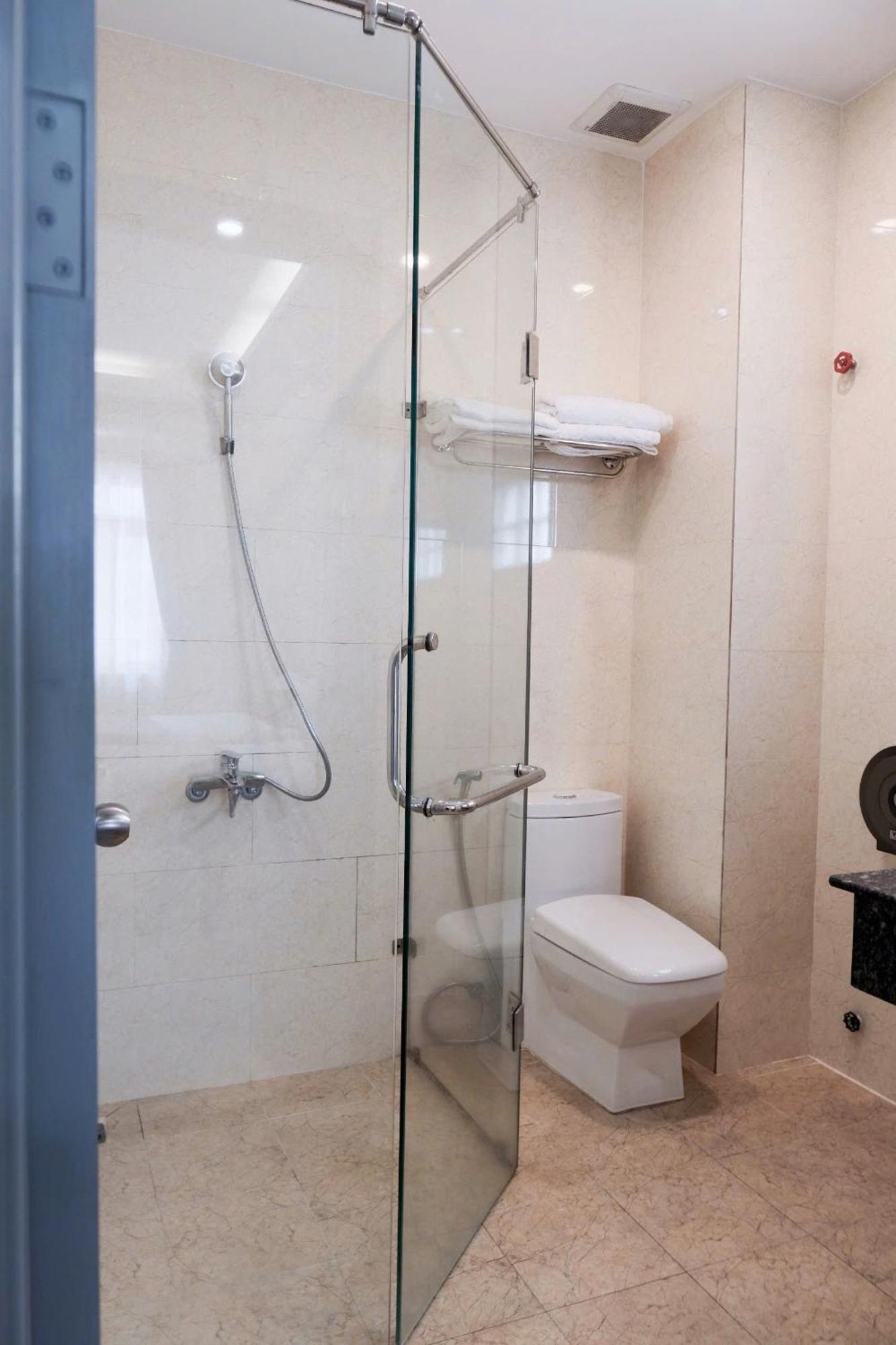 Ngoc Trai Vang Hotel Dalat Bagian luar foto